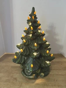 Vintage 19" Atlantic Mold Ceramic Christmas Tree With Lights +Birds - Picture 1 of 8