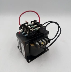 Square D 9070TF500D1 Transformer 0.5KVA Pri 240/480V Sec 120V 1PH w Fuse Block - Picture 1 of 5