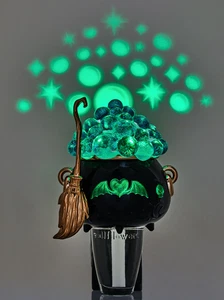 Bath & Body Works Witch's Cauldron Projector Color Changing Nightlight Plug - Picture 1 of 8
