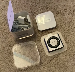 Apple iPod Shuffle 4th Generation 2GB Space Grey ref.676 - Picture 1 of 3