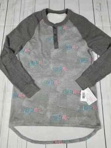 LuLaRoe Mark Henley Long Sleeve Shirt, Size Medium (NWT Patriotic Logo Gray Red) - Picture 1 of 4