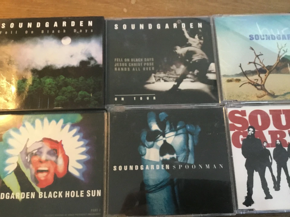 Soundgarden [6 CD Maxi] Fell on Black Days (1CD) Hole Sun Pretty Noose Spoonman - Bild 1 von 1