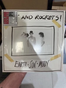 Love And Rockets : Earth, Sun, Moon 12” (Vinyl) Near Mint - See Pics - Picture 1 of 3