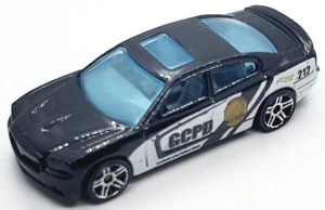 2015 HOT WHEELS DC BATMAN GCPD '11 DODGE CHARGER R/T DIECAST 2 7/8" POLICE CAR - Picture 1 of 6