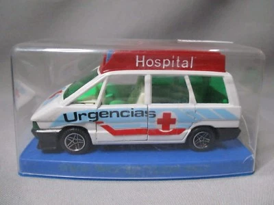 AH791 GUISVAL 1/43 RENAULT ESPACE CRUZ ROJA URGENCIAS HOSPITAL Ref 09002 IN BOX - Photo 1/4