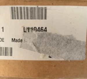 NEW OEM John Deere L110464 Spool Valve - Picture 1 of 2