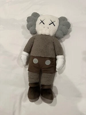 Peluche KAWS HOLIDAY HONG KONG Limited 20" (marrón) Foto 1 de 3