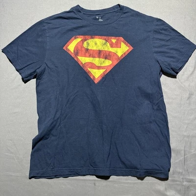 Camiseta Gap DC Comics Superman Grande Azul Marino Envejecido S Escudo Héroe Logo Camiseta Foto 1 de 4