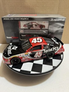 Kyle Petty #45 Sprint 2001 Team Caliber 1/24 Nascar Diecast - Picture 1 of 16
