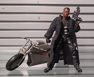 Marvel Legends Wesley Snipes Blade Vampire Hunter 6" toy figure, incomplete - Picture 1 of 4