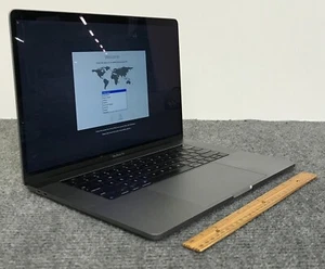 Apple MacBook Pro A1990 MV912LL/A 2019 2K 15.4" Laptop i9-9880H 16GB 512GB NVMe - Picture 1 of 6