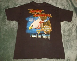 VTG 80s HARLEY DAVIDSON MOTORCYCLES FIRST IN FLIGHT T SHIRT DISTRESSED FADED TEE - Picture 1 of 10