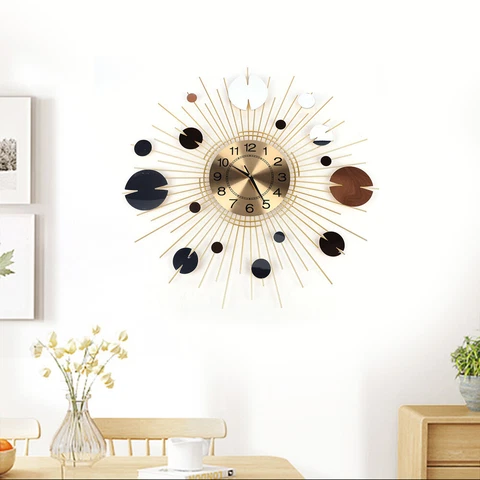 European Style Exquisite Crystal Sun Wall Clock Quartz Movement For Living Room Cover