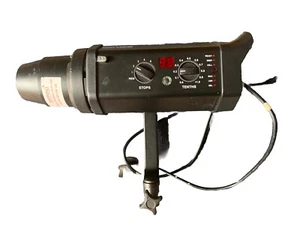 Bowens Gemini 500 Pro Studio Flash - Picture 1 of 7