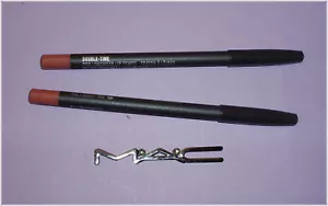 Zwei neue MAC Pro Longwear Lippenstifte Double Time 0,04 Unzen/1,2 g - Bild 1 von 1