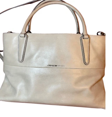 VTG COACH NAPPA BOROUGH LEATHER CROSSBODY HANDBAG GRAY F32291 MSRP $468.00 - Image 1 of 4