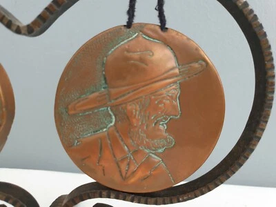 GONG DE TABLE DOUBLE  EN CUIVRE SIGNE LHOSTE - Photo 1/4