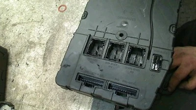 CENTRALINA VARI Renault Grand Scénic II (JM) MPV 1.5 dCi 100 (K9K-728) 2004 - Immagine 1 di 2