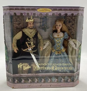 Muñecas Barbie y Ken Camelot Rey Arturo y Reina Ginebra Mattel CAJA DESGASTE - Imagen 1 de 10