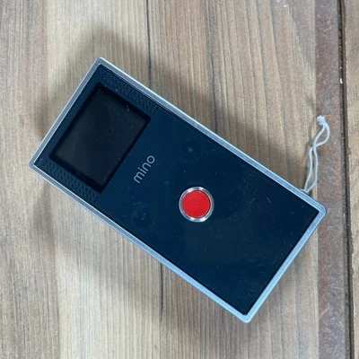 Flip Video Mino Handheld Camcorder Black USB 1.5" Color LCD 2x Digital Zoom - Image 1 of 4