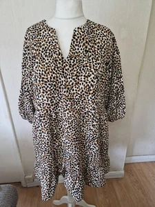 TU Short Smock Dress. Size 20. Animal Print. 3/4 Sleeves. V-neck. Trendy. VGC - Picture 1 of 8