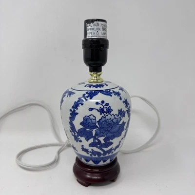 Blue White Porcelain Ginger Jar Lamp Base Floral Chinoiserie Oriental Style - Image 1 of 4