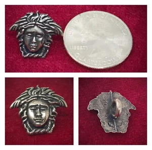 One (1) Silver Tone Medusa Snake Head Metal Button 0.727” X 0.635” - Picture 1 of 6