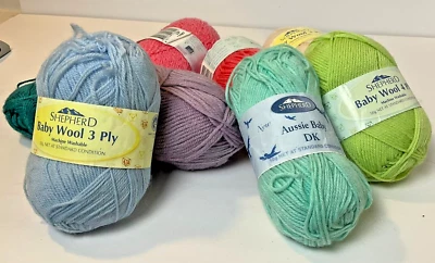 Shepherd Baby Wool Mix Lot of 8 Balls 2 Unlabeled 14 Ounces Total Weight - Image 1 of 4