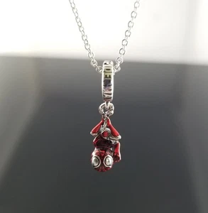 Neu Pandora Marvel Hängende Spiderman Silber Halskette - Bild 1 von 8