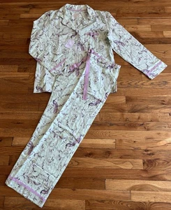 Victoria’s Secret Peacock Floral 2 Piece Long Sleeve PJ Set Pajamas BNWT - Picture 1 of 7