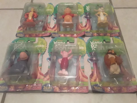VINTAGE FISHER PRICE WALT DISNEY 2000 3”WINNIE THE POOH Collectible complete set Cover