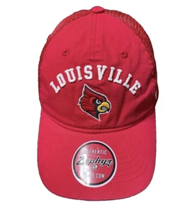Cappellino Lousville Cardinals NCAA Playoff Relaxed Meshback Regolabile Nuovo! - Foto 1 di 12