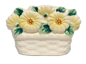 Vintage  Ceramic Napkin Holder Made In Japan Basket Of Yellow Daisies - Picture 1 of 7