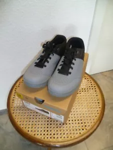 Shimano Radschuhe GR5 SH-GR501 gray/black Gr. 46 neu - Bild 1 von 7