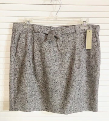 J.Crew Gray Wool Bow Tie Waist Short Workwear Pockets Size 10 Women New - Image 1 of 4