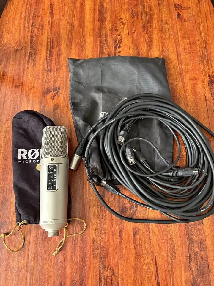 RØDE Rode NT2-A Studio Condenser Microphone w/ Original Pouch & XLR Cables - Image 1 of 1