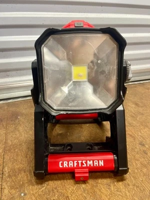 CRAFTSMAN V20* LED Work Light, Small Area, Tool Only (CMCL030) - Image 1 of 4