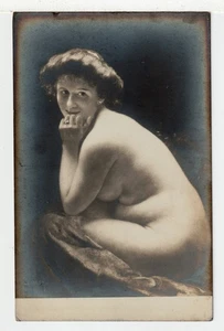 Portrait of a Woman (Unknown) (Unknown) - Postcard - New, Early 1900's - Picture 1 of 2