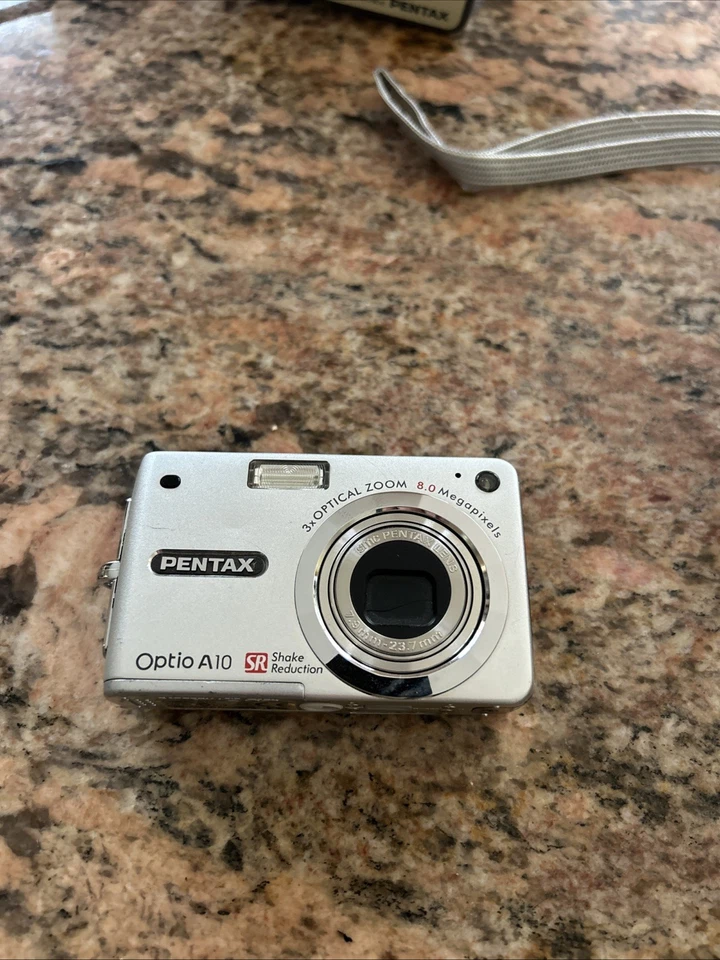 PENTAX Pentax Optio A10 8.0MP Digital Camera - Silver - Image 1 of 4