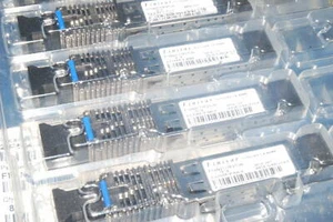 FTGN2117P2TUN FINISAR 2117P2 FINISAR 2117P2 - Foto 1 di 2