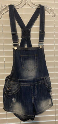 Pantalones cortos de mezclilla desgastados Almost Famous Juniors talla 9 Foto 1 de 4