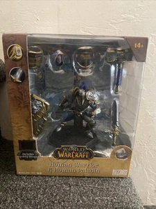 McFarlane • World of Warcraft • Human Warrior Paladin Nuevo - Imagen 1 de 2