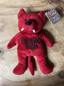 1999 WCW NWO Racing Champions Hulk Hogan Beanie Baby Bear WWE Series 1 avec étiquettes - Photo 1/7
