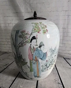 ANTIQUE 19th C. CHINESE GINGER JAR HAND PAINTED PORCELAIN FAMILLE ROSE - Picture 1 of 15
