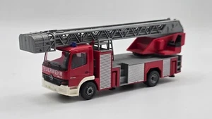MB Atego Drehleiter DLK 23/12 *Feuerwehr* Wiking 061702 EVP 1:87(H0) - Bild 1 von 2