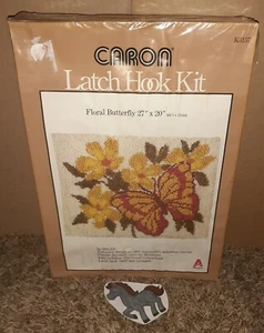 NEW VINTAGE 1979 CARON LATCH HOOK KIT FLORAL BUTTERFLY K3157 27'' X 20'' - Picture 1 of 2