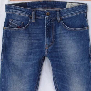 Hombres Diesel THOMMER Ajustado Pitillo Elástico Azul Jeans W31 L32 - Imagen 1 de 8