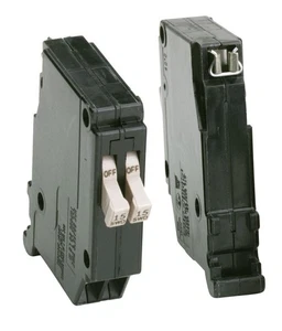 Eaton CHT1515 15A 1-Pole Type CHT Twin Circuit Breaker 3-1/2 L x 1/2 W x 3 H in. - Picture 1 of 1