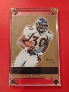 1998 Skybox Thunder Terrell Davis Quickstrike - Foto 1 di 2