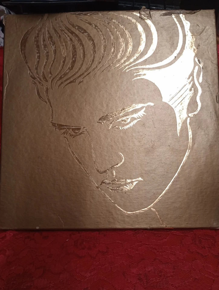 ELVIS - A Golden Celebration LP BOX SET - Image 1 of 4